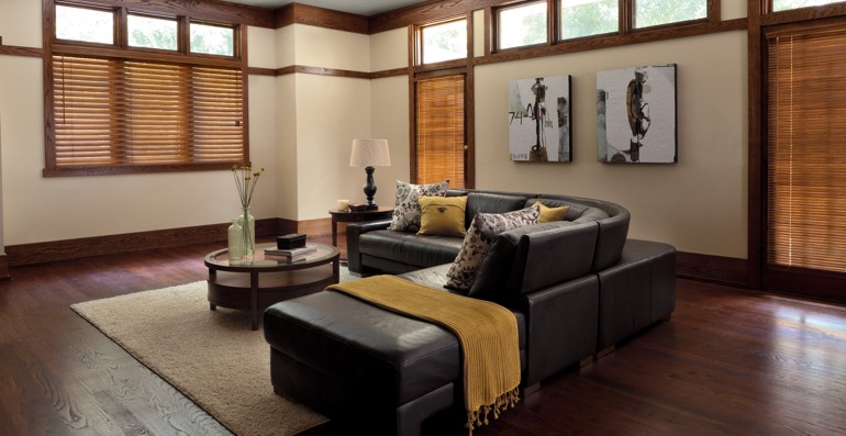 Tampa hardwood floor and blinds